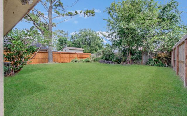 3626 Suttonford Drive, Houston, TX 77066