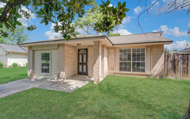 3626 Suttonford Drive, Houston, TX 77066