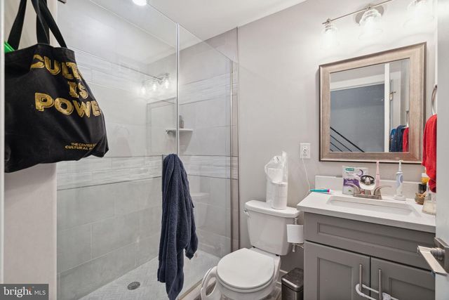 2537 N HOWARD ST, Philadelphia, PA 19133