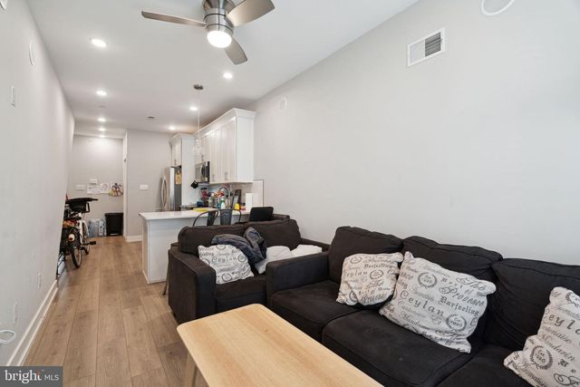 2537 N HOWARD ST, Philadelphia, PA 19133