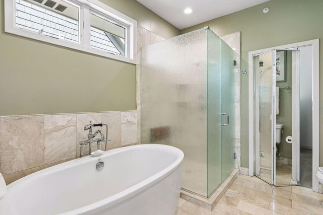 1405 Skyline Drive, Golden Valley, MN 55422