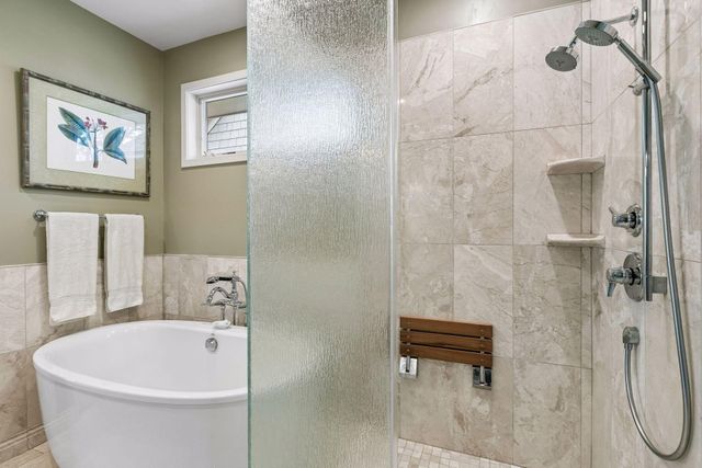 1405 Skyline Drive, Golden Valley, MN 55422