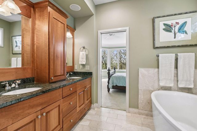 1405 Skyline Drive, Golden Valley, MN 55422