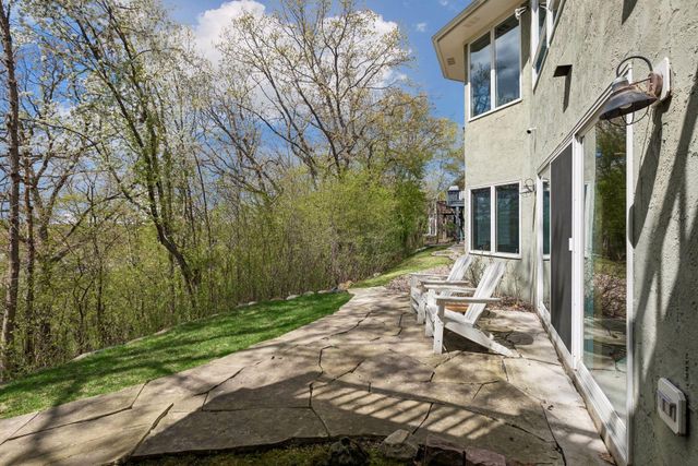 1405 Skyline Drive, Golden Valley, MN 55422