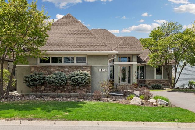 1405 Skyline Drive, Golden Valley, MN 55422