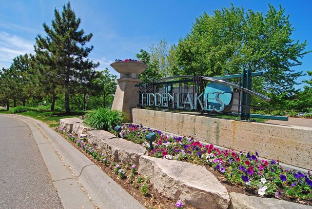 1405 Skyline Drive, Golden Valley, MN 55422