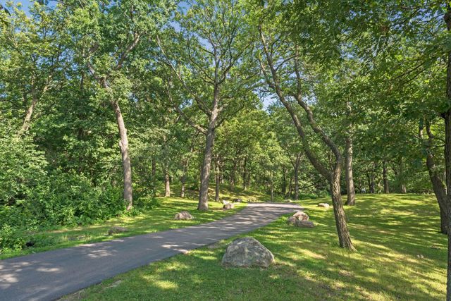 1405 Skyline Drive, Golden Valley, MN 55422