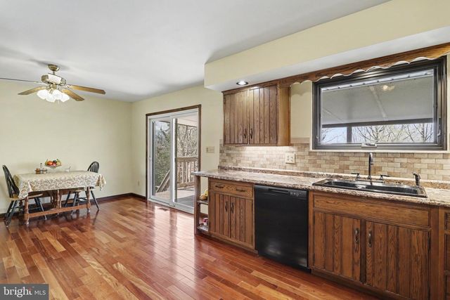 5007 SNYDER MILL RD, Spring Grove, PA 17362