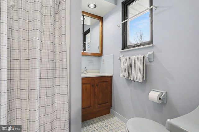 5007 SNYDER MILL RD, Spring Grove, PA 17362