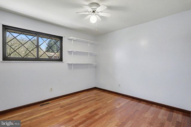 5007 SNYDER MILL RD, Spring Grove, PA 17362
