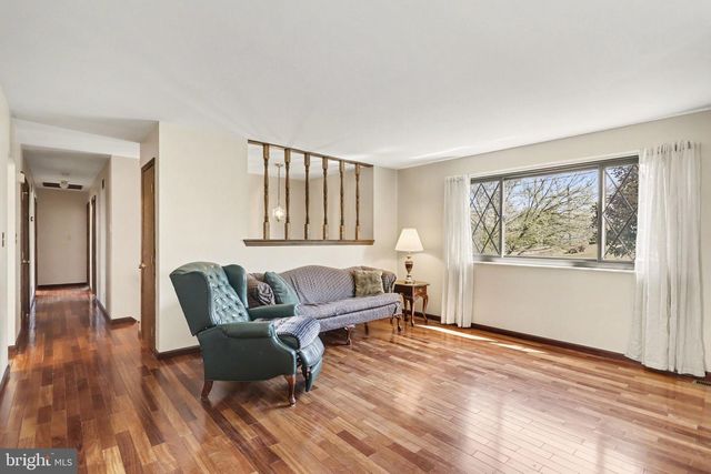 5007 SNYDER MILL RD, Spring Grove, PA 17362