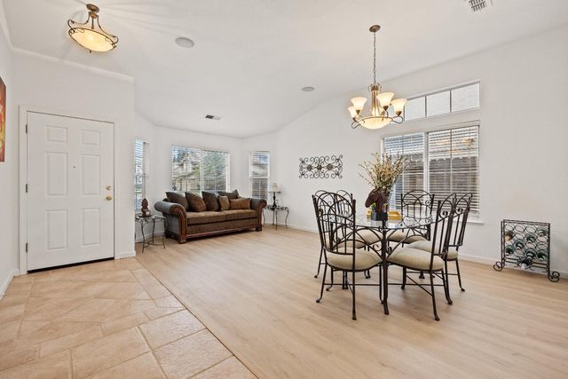 1209 Camino Capistrano, Roseville, CA 95747