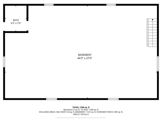 714 6th St NE, Independence, IA 50644