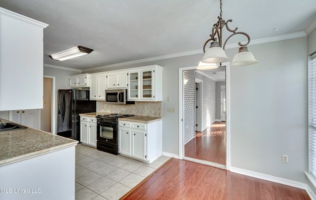 125 Pinevale, Flowood, MS 39232