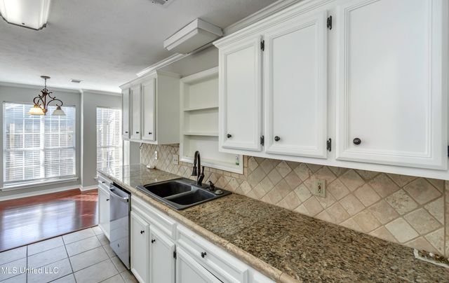 125 Pinevale, Flowood, MS 39232