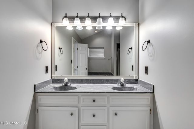 125 Pinevale, Flowood, MS 39232