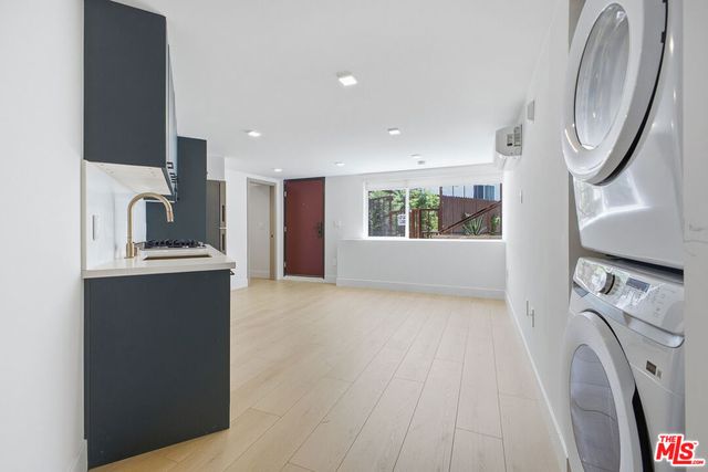 12425 Texas Avenue 5, Los Angeles, CA 90025