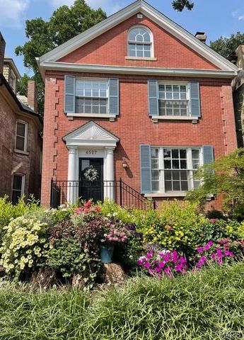 4527 Maryland Avenue, St Louis, MO 63108