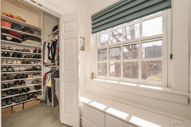 4527 Maryland Avenue, St Louis, MO 63108