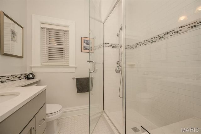 4527 Maryland Avenue, St Louis, MO 63108