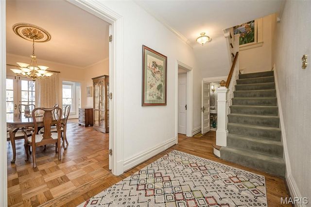 4527 Maryland Avenue, St Louis, MO 63108