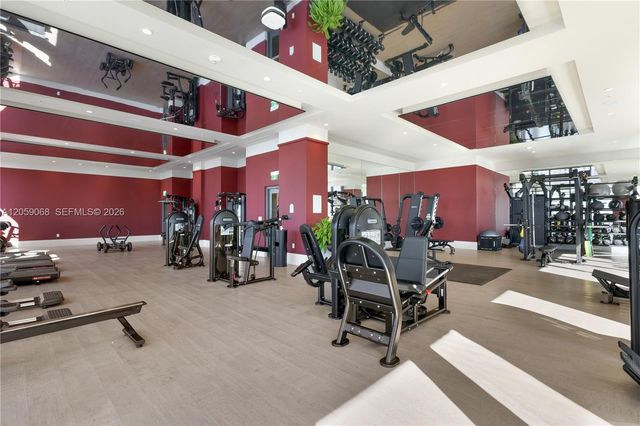 11 NE 6th St 1710, Miami, FL 33132