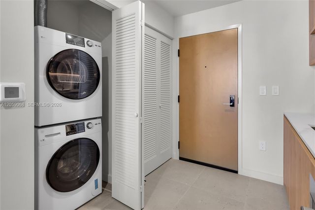11 NE 6th St 1710, Miami, FL 33132