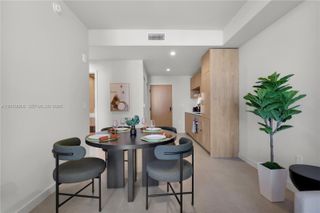 11 NE 6th St 1710, Miami, FL 33132