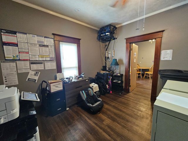 308 W Church Street, Aurora, MO 65605