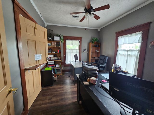 308 W Church Street, Aurora, MO 65605