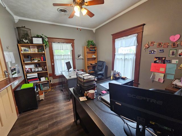 308 W Church Street, Aurora, MO 65605