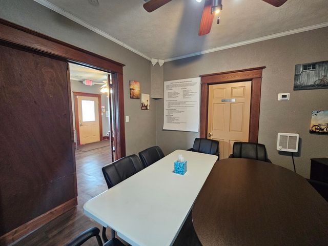 308 W Church Street, Aurora, MO 65605