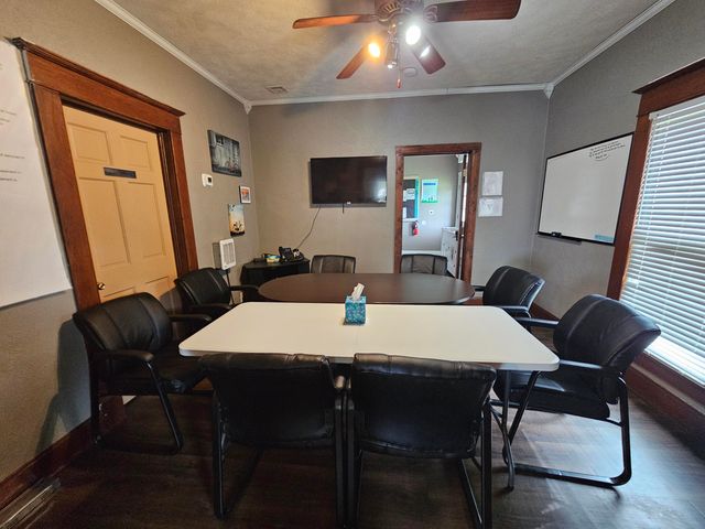 308 W Church Street, Aurora, MO 65605