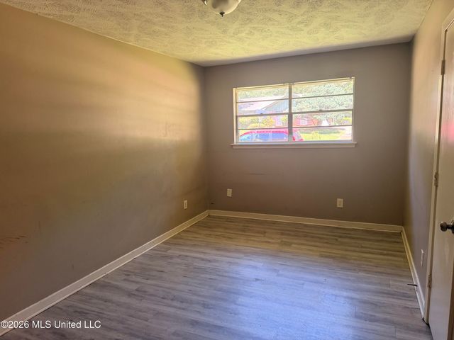 2229 Scanlon Drive, Jackson, MS 39204