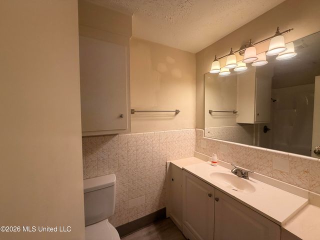 2229 Scanlon Drive, Jackson, MS 39204