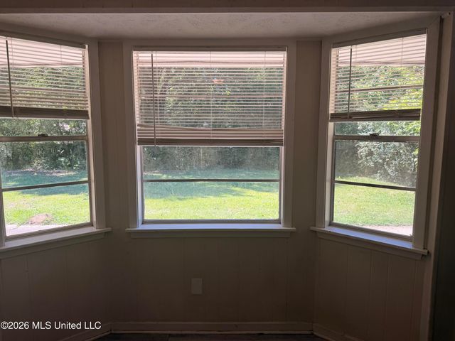 2229 Scanlon Drive, Jackson, MS 39204