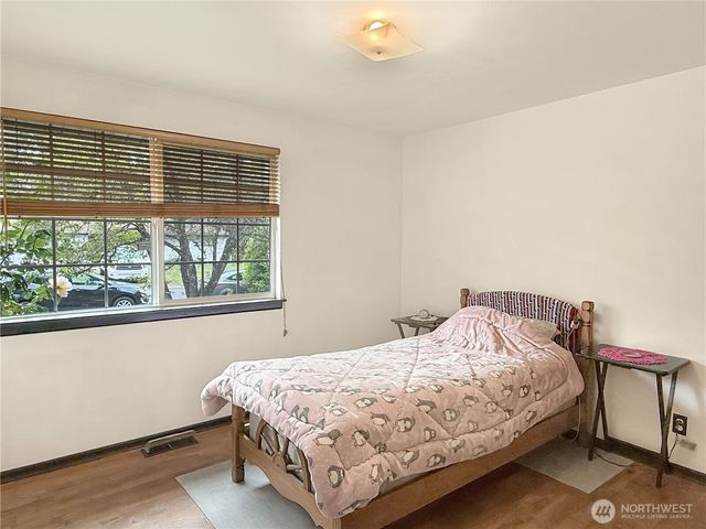 10235 Earley Avenue SW, Lakewood, WA 98499