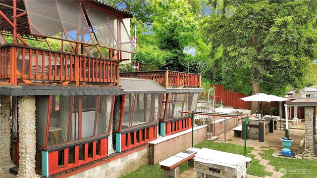 10235 Earley Avenue SW, Lakewood, WA 98499