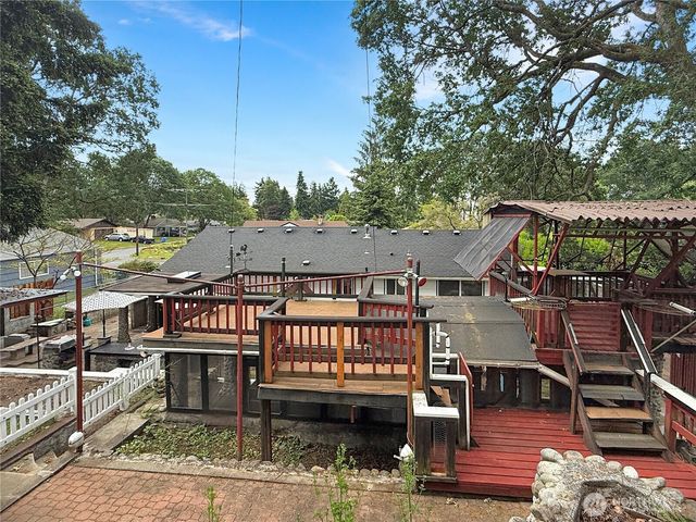 10235 Earley Avenue SW, Lakewood, WA 98499