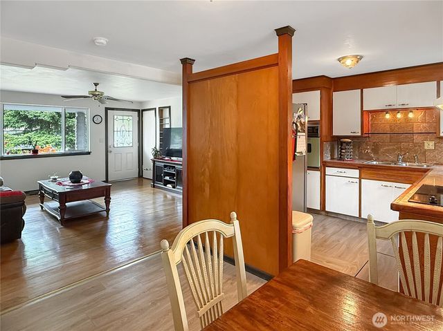 10235 Earley Avenue SW, Lakewood, WA 98499