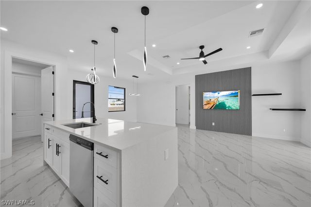 921 Chiquita BLVD N, Cape Coral, FL 33993