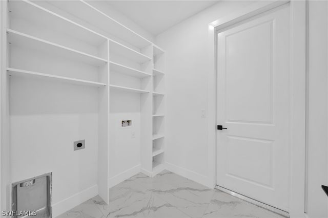 921 Chiquita BLVD N, Cape Coral, FL 33993