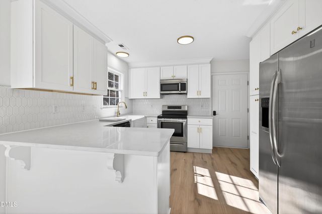 3400 Kensett Way, Raleigh, NC 27616