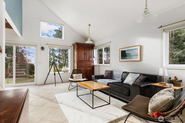 651 Long Ears Way, Coupeville, WA 98239