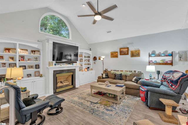 726 Moonridge Drive, Moore, SC 29369