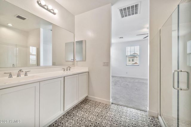 1965 W HIDE Trail, Phoenix, AZ 85085