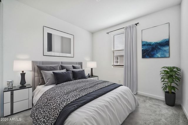 1965 W HIDE Trail, Phoenix, AZ 85085