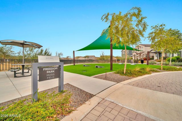 1965 W HIDE Trail, Phoenix, AZ 85085