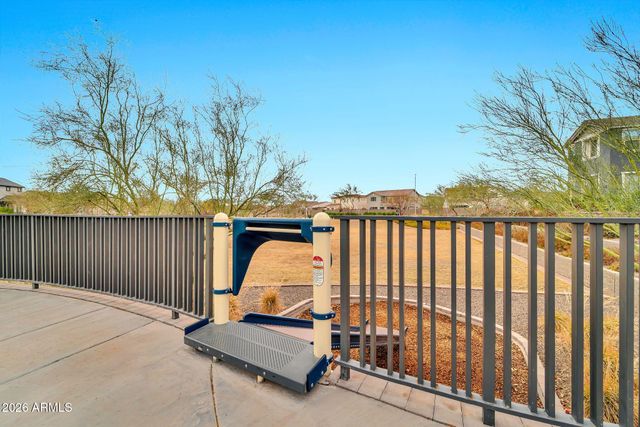 1965 W HIDE Trail, Phoenix, AZ 85085