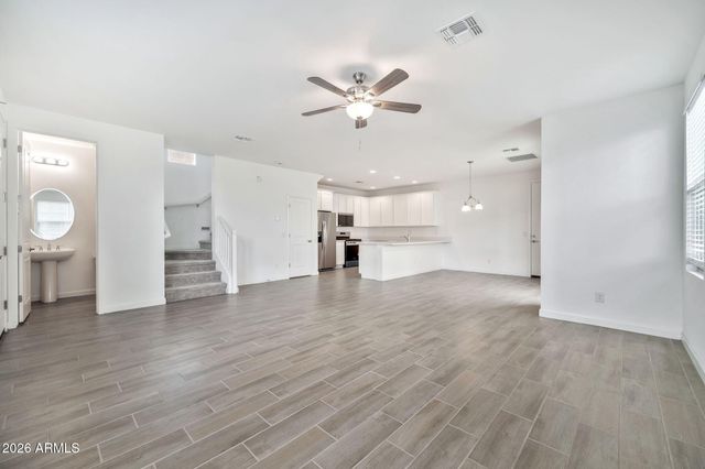 1965 W HIDE Trail, Phoenix, AZ 85085